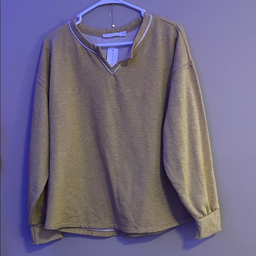 Lush Women's Tan V-Neck Top